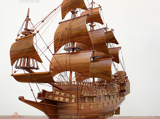 Mua Mô hình Thuyền buồm gỗ phong thủy 20cm
